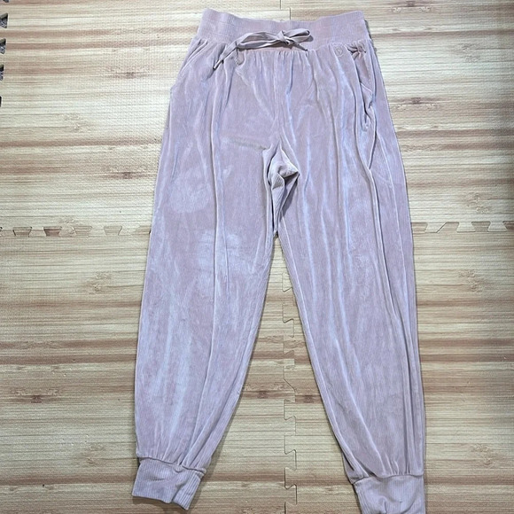 Victoria's Secret On Point Blush Velour Jogger Pants Women's Size Small - Picture 1 of 6